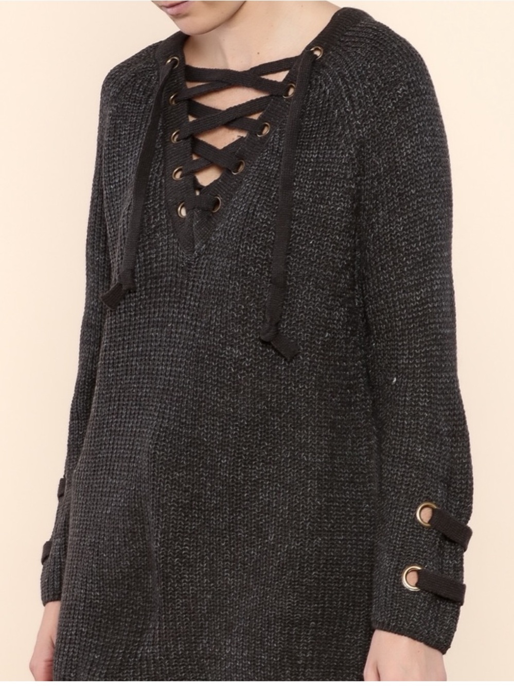 Umgee Black White Knit Lace-Up Grommet Detail Sweater Size Small